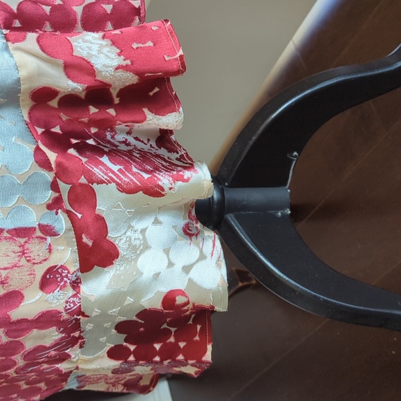 Silk skirt, gorgeous fabric, size 0 - Picture 3 of 5